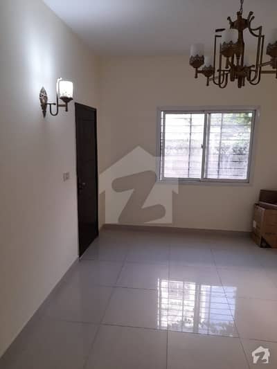 1080  Square Feet House Ideally Situated In Gulberg Town