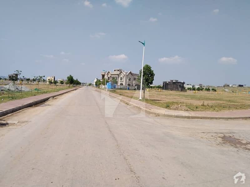 8 Marla Beautiful Location Dead End Street Plot In Sector L Bahria Town Phase 8