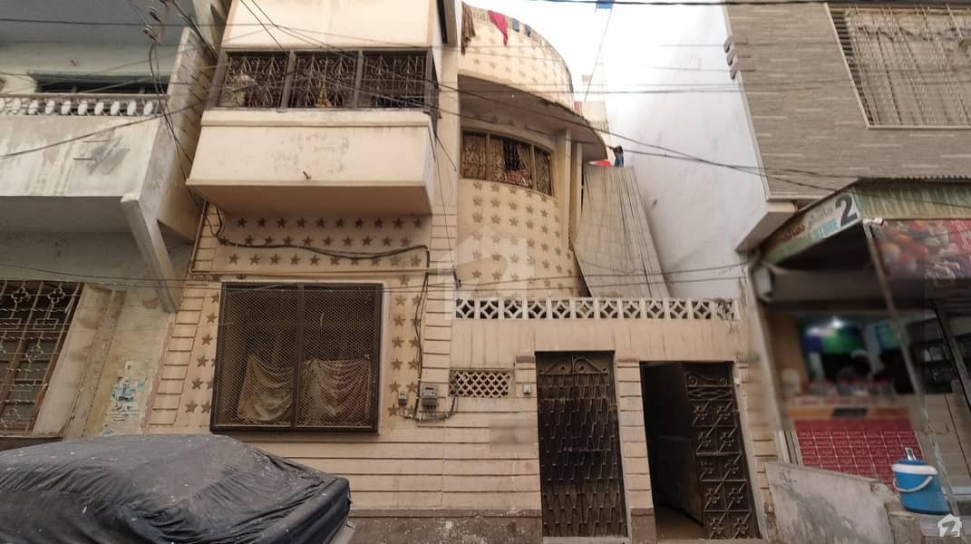 ناظم آباد - بلاک 3 ناظم آباد کراچی میں 6 کمروں کا 5 مرلہ مکان 2.8 کروڑ میں برائے فروخت۔