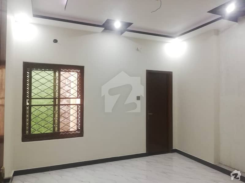 الاحمد گارڈن ہاوسنگ سکیم جی ٹی روڈ لاہور میں 3 کمروں کا 4 مرلہ مکان 67 لاکھ میں برائے فروخت۔