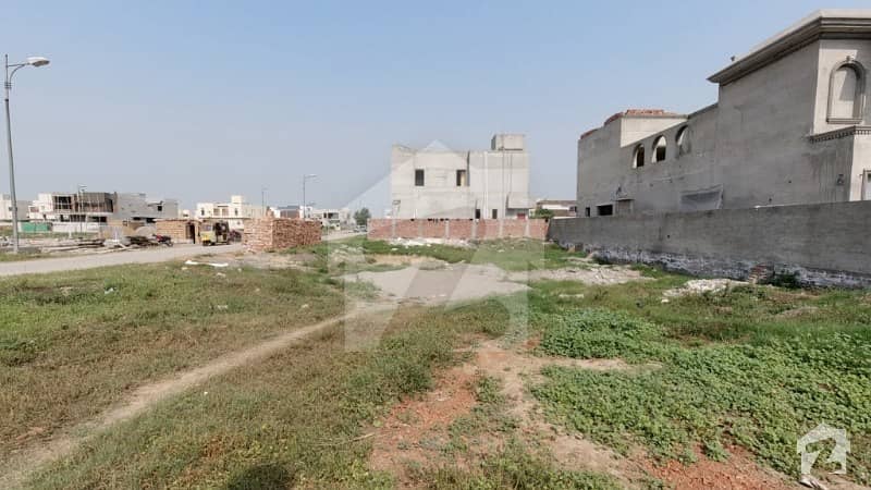 Prime Location 1 Kanal Plot Block G 180 Available For Sale