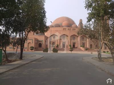 بحریہ ٹاؤن سیکٹر ای بحریہ ٹاؤن لاہور میں 2 مرلہ دکان 69.99 لاکھ میں برائے فروخت۔ بحریہ ٹاؤن سیکٹر ای بحریہ ٹاؤن لاہور میں 2 مرلہ دکان 69.99 لاکھ میں برائے فروخت۔