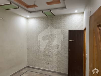 Spacious Flat Is Available In Chaudhary Colony For Rent