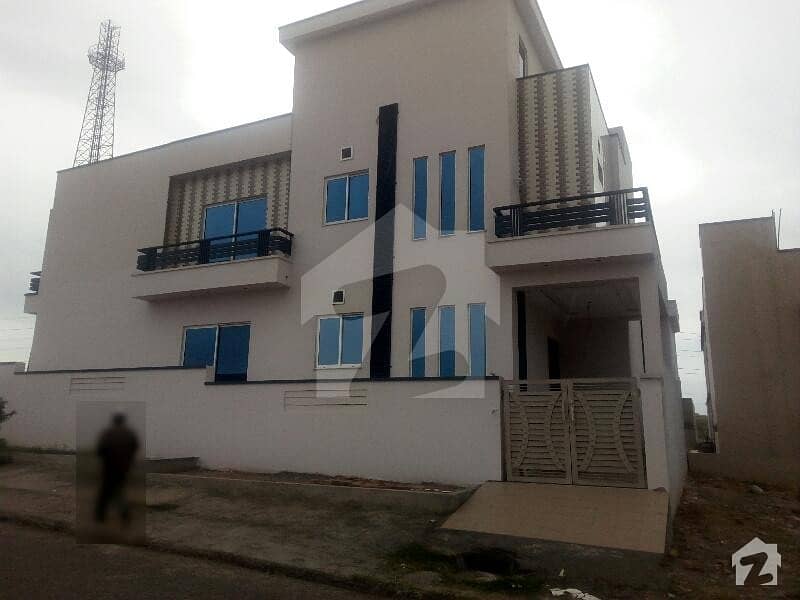 10 Marla Double Unit Brand New House For Sale
