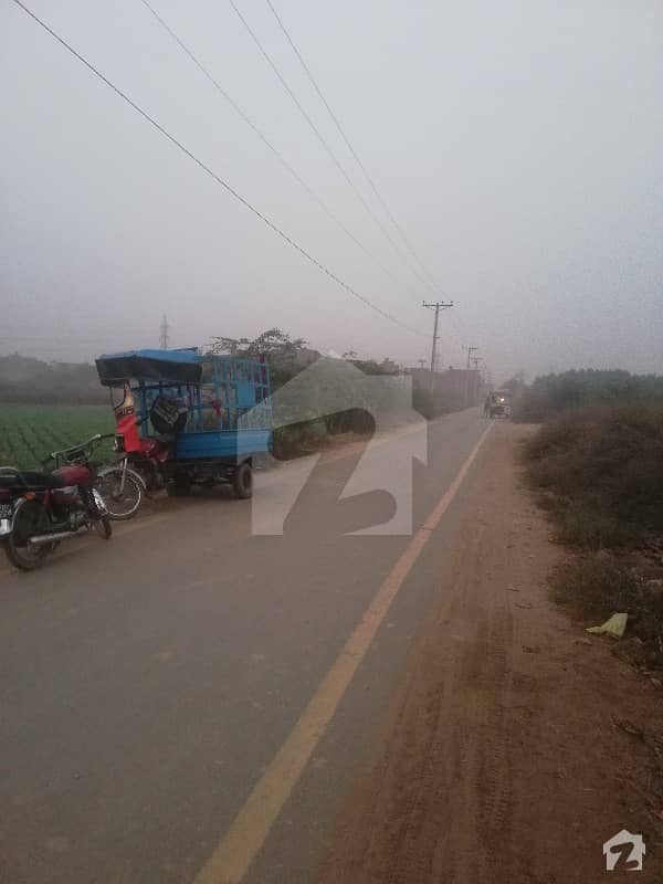 سرگودھا روڈ فیصل آباد میں 144 کنال زرعی زمین 2.5 کروڑ میں برائے فروخت۔ سرگودھا روڈ فیصل آباد میں 144 کنال زرعی زمین 2.5 کروڑ میں برائے فروخت۔