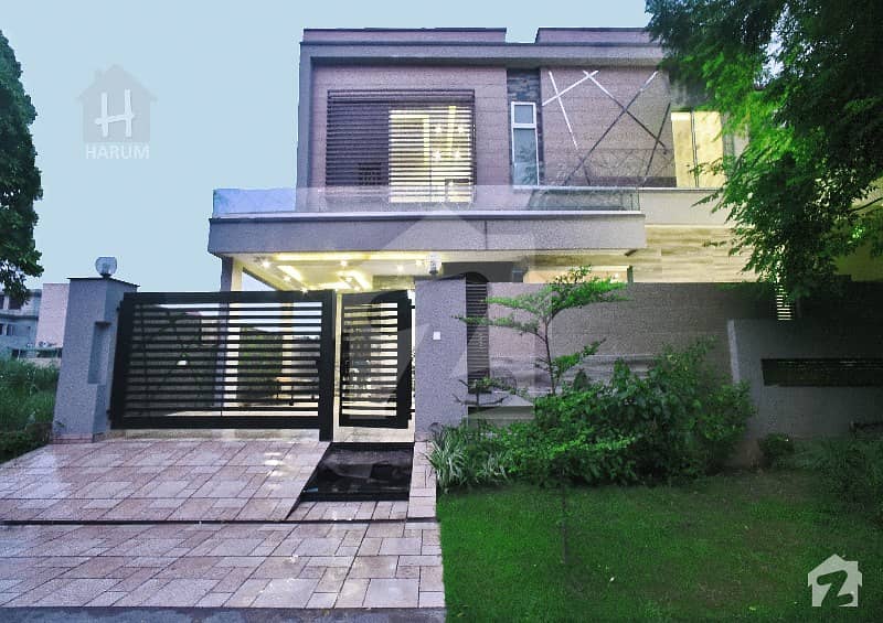 10 Marla Modern Style Villa Came For Sale In Dha 9 Town