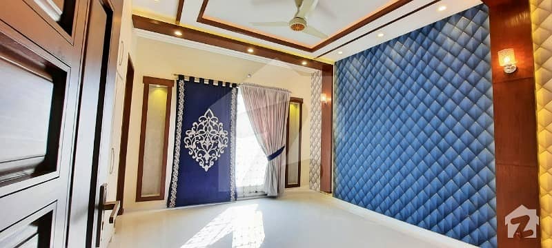 10 Marla Luxury Upper Portion For Rent Bahria Town Lahore