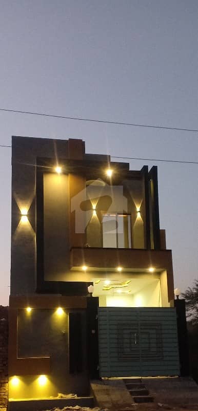 Fully Furnished - 3.25 Marla House For Sale In Satellite Town Near Kalma Chowk Jhang