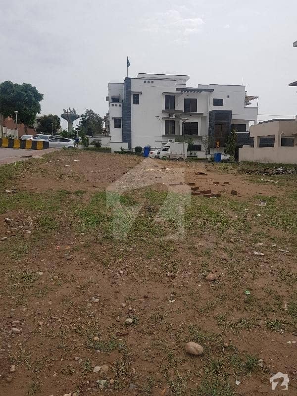 Bahria Town Phase 3 Main Road Corner Plot Available For Sale 1 Kanal