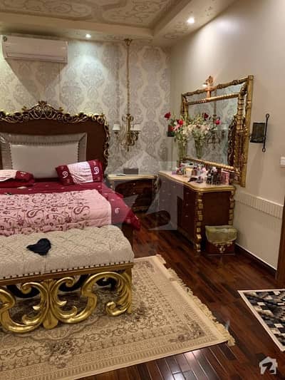 100 Sq Yrd Independent Double Storey Bungalow For Sell 100 Sq Yrd Independent Double Storey Bungalow For Sell