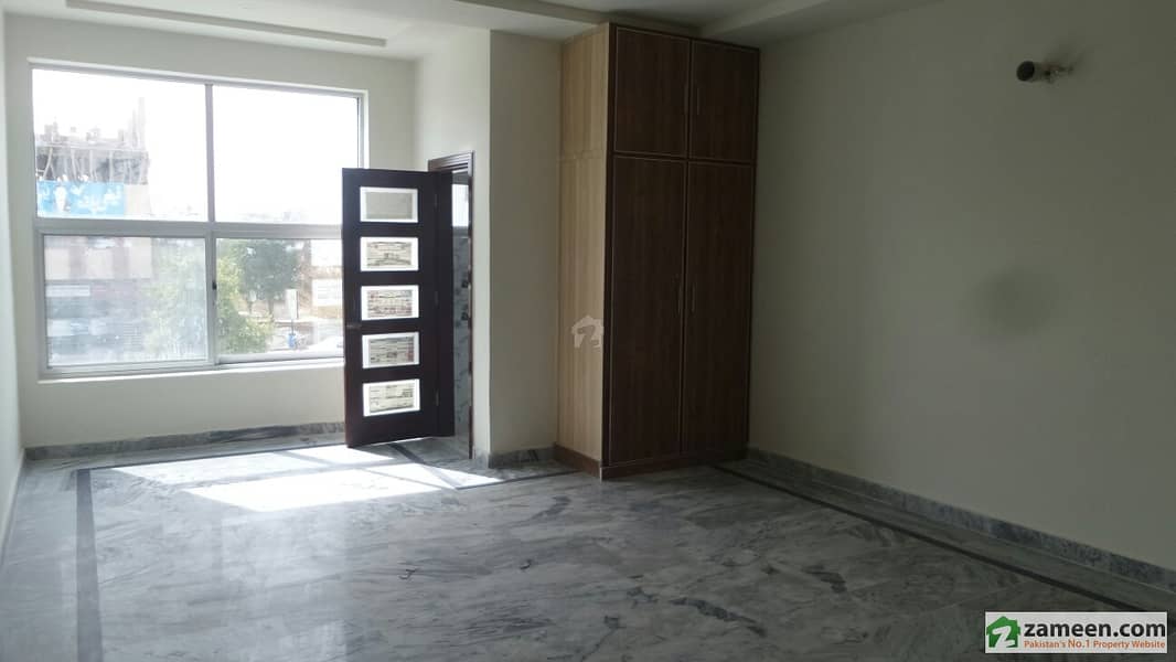 Wapda City Canal Road - Room For Rent