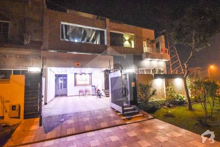 13 Marla Corner Full Basement Furnished Bungalow For Sale At Prime Location Near Park Commercial 13 Marla Corner Full Basement Furnished Bungalow For Sale At Prime Location Near Park Commercial