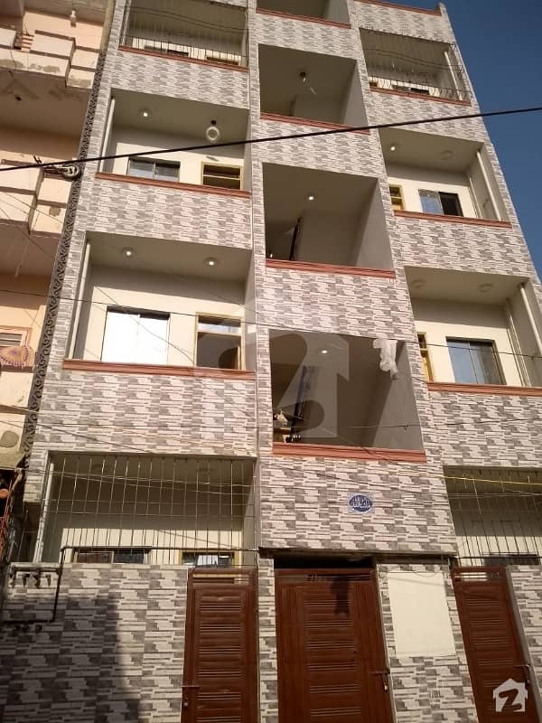 400  Square Feet Spacious Flat Available In Korangi For Sale