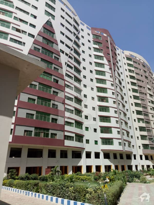 Good 1050 Square Feet Flat For Sale In Saadi Road