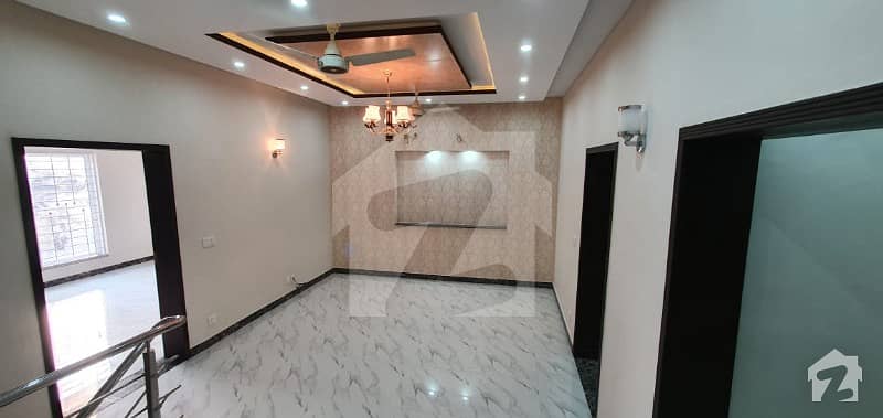 12 Marla Upper Portion For Rent In Lake City Sector M-1