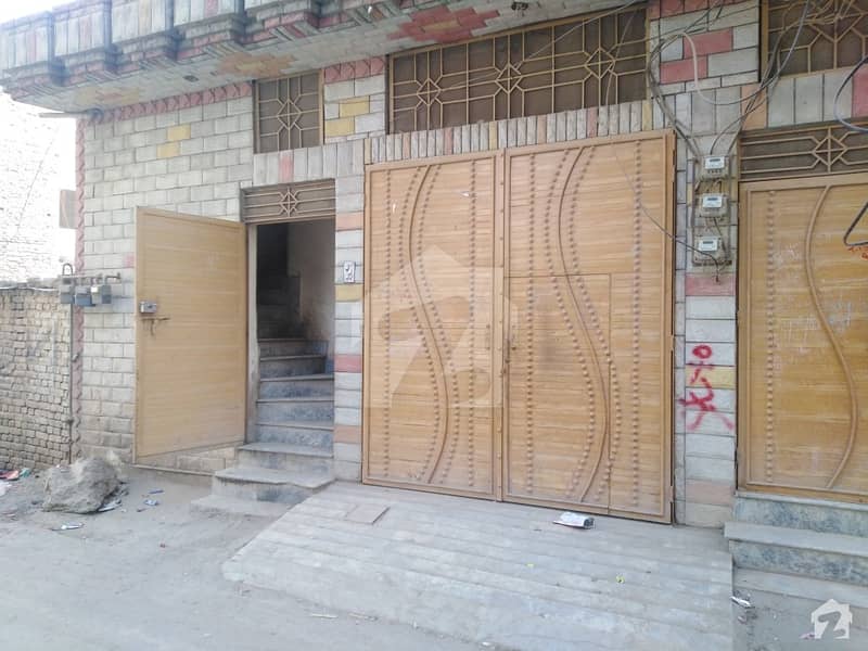 Gulberg Flat Sized 3 Marla For Rent