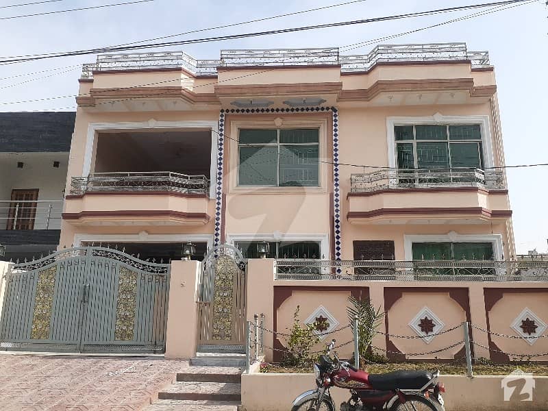 پی ڈبلیو ڈی ہاؤسنگ سکیم اسلام آباد میں 6 کمروں کا 12 مرلہ مکان 2.65 کروڑ میں برائے فروخت۔