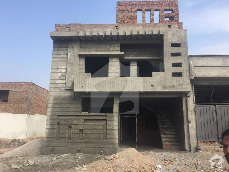 چکری روڈ راولپنڈی میں 4 کمروں کا 6 مرلہ مکان 53 لاکھ میں برائے فروخت۔