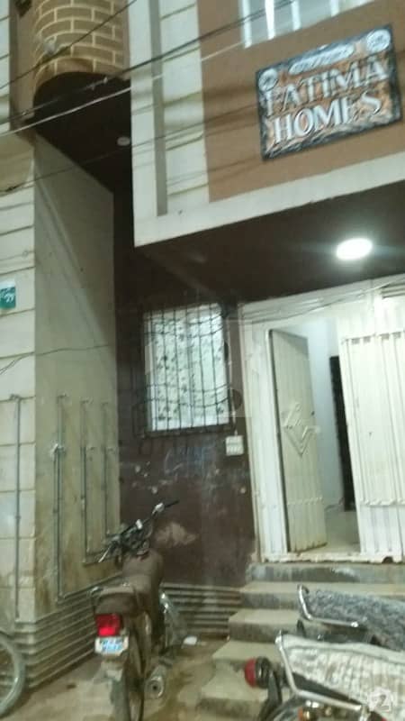 محمودآباد نمبر 1 محمود آباد کراچی میں 2 کمروں کا 2 مرلہ فلیٹ 32.5 لاکھ میں برائے فروخت۔