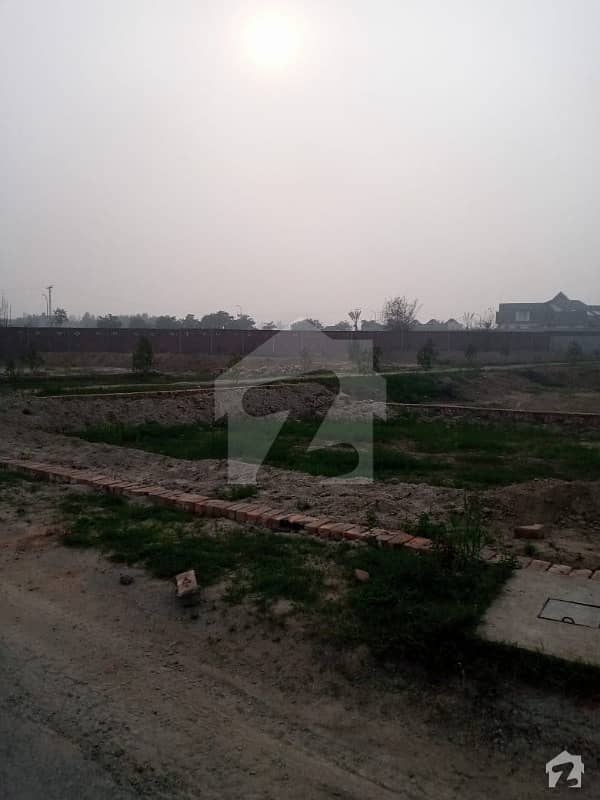 3 Marla Residential Plot Very Reasonable Price in Bedian Road Gated Society in Paradise Home