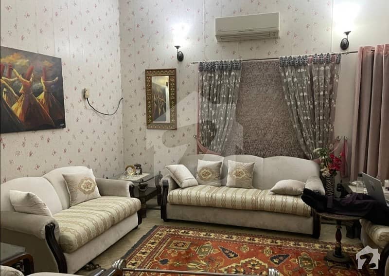 مین بلیوارڈ ڈی ایچ اے ڈیفینس ڈی ایچ اے ڈیفینس لاہور میں 4 کمروں کا 8 مرلہ مکان 1.7 کروڑ میں برائے فروخت۔