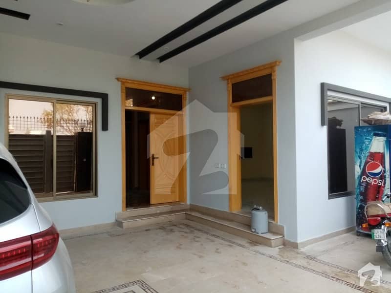 Royal Palm City Sahiwal Sahiwal Corner House Sized 10 Marla For Rent