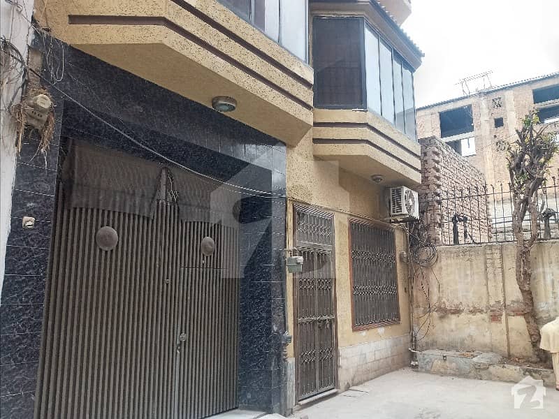 فقیر آباد زریاب کالونی پشاور میں 7 کمروں کا 5 مرلہ مکان 2.2 کروڑ میں برائے فروخت۔