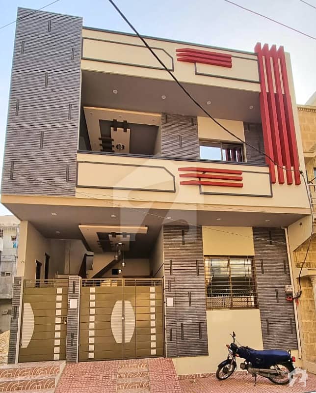 ملیر کنٹونمنٹ کینٹ کراچی میں 4 کمروں کا 5 مرلہ مکان 3.3 کروڑ میں برائے فروخت۔