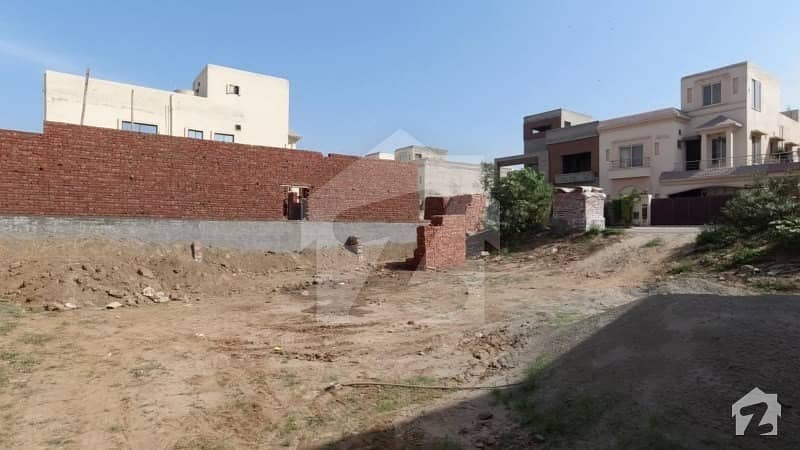 10 Marla Residential Plot In Central Bahria Town For Sale