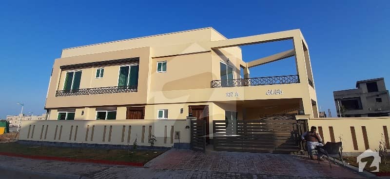 بحریہ ٹاؤن فیز 8 بحریہ ٹاؤن راولپنڈی راولپنڈی میں 4 کمروں کا 9 مرلہ مکان 1.75 کروڑ میں برائے فروخت۔