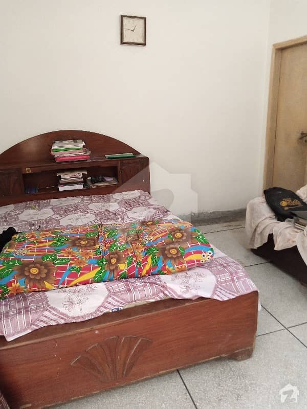 اعوان ٹاؤن ۔ کوثر بلاک اعوان ٹاؤن لاہور میں 2 کمروں کا 3 مرلہ مکان 45 لاکھ میں برائے فروخت۔