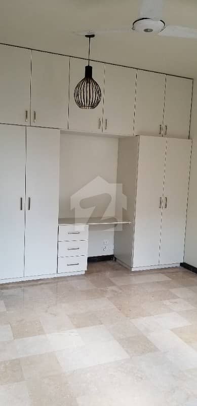 Portion For Rent In G-6 Islamabad Available Portion For Rent In G-6 Islamabad Available
