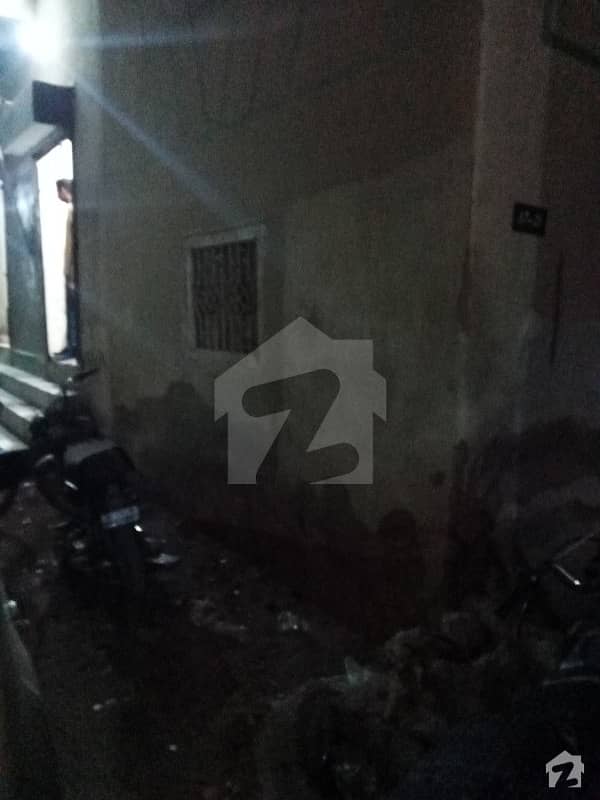 قیوم آباد کراچی میں 2 کمروں کا 3 مرلہ مکان 2.5 کروڑ میں برائے فروخت۔