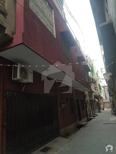 Ideal House For Sale In Waris Khan