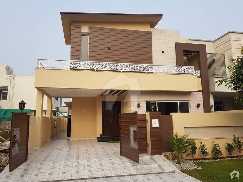DHA Defence House Sized 10 Marla For Sale