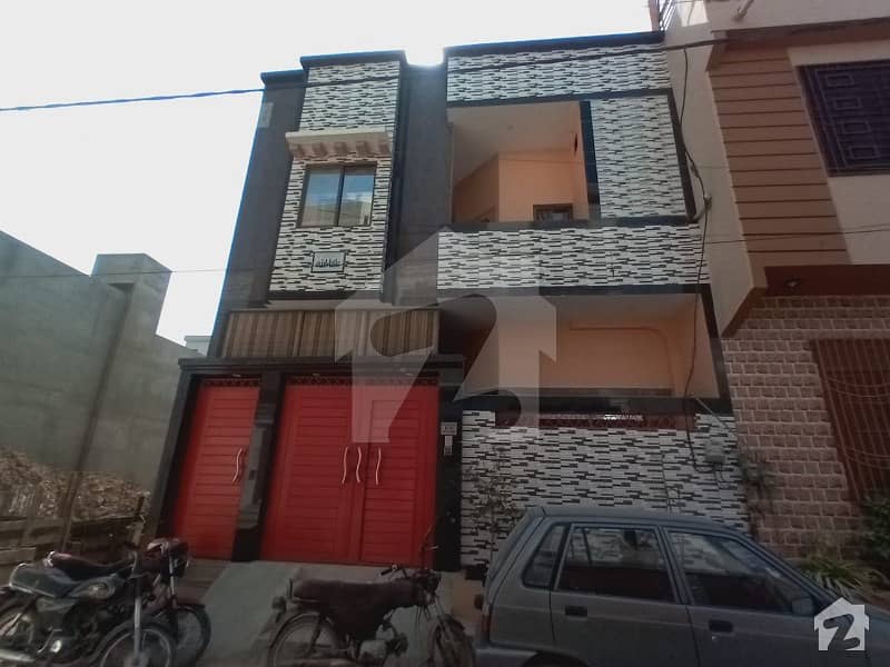 شاه میر ریزیڈنسی یونیورسٹی روڈ کراچی میں 5 کمروں کا 5 مرلہ مکان 1.8 کروڑ میں برائے فروخت۔