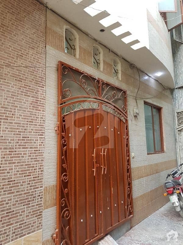 نوناریاں چوک سمن آباد لاہور میں 4 کمروں کا 2 مرلہ مکان 52 لاکھ میں برائے فروخت۔