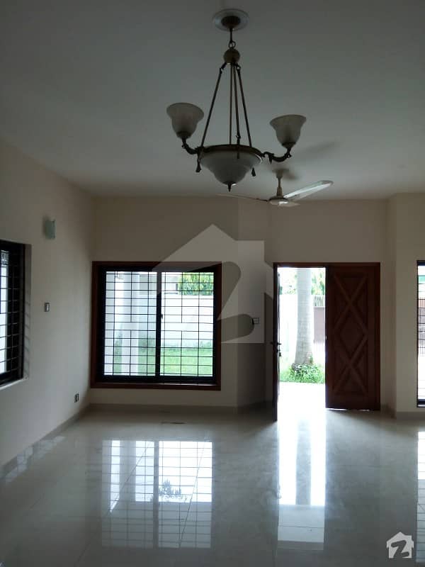 Upper Portion For Rent Situated In Cantt