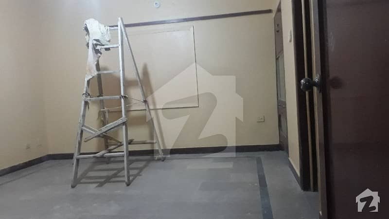 Lower Portion Sized 1080  Square Feet Is Available For Rent In North Karachi