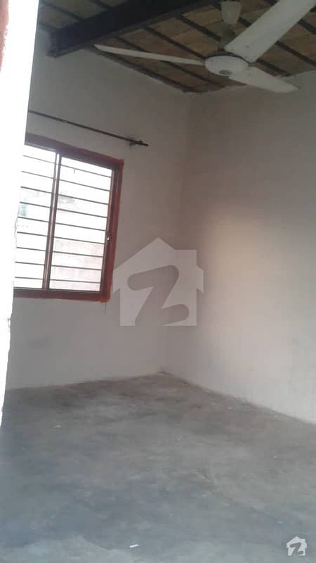 Portion For Rent In G6 For Small Family