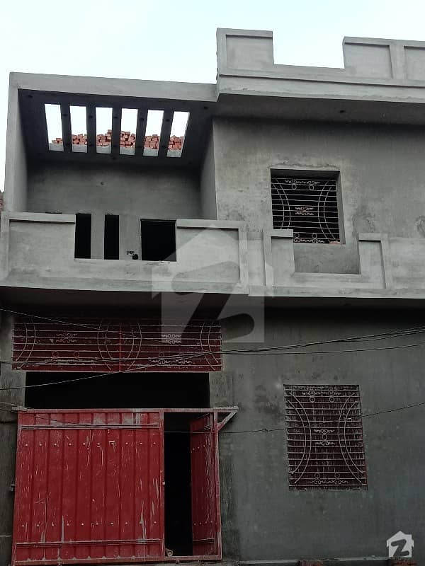 نیو میانہ پورہ سیالکوٹ میں 4 کمروں کا 2 مرلہ مکان 45 لاکھ میں برائے فروخت۔