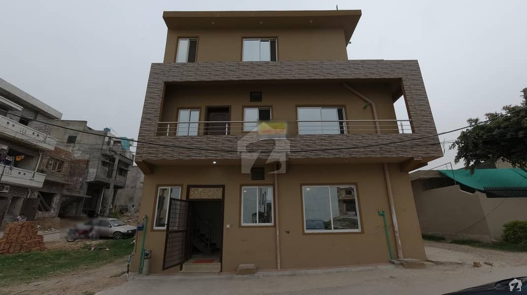 Corner House Is Available For Sale Pakistan Town Phase 1, Pakistan Town, Islamabad ID28816373