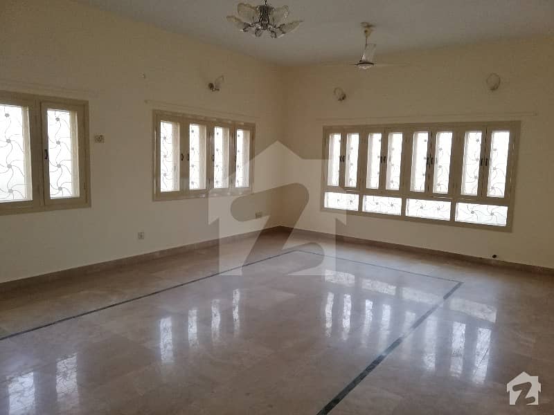 1st Floor Portion Available For Commercial Use In North Nazimabad