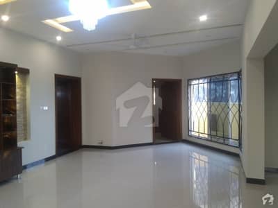 20 Marla House For Rent In The Perfect Location Of Bahria Town Rawalpindi