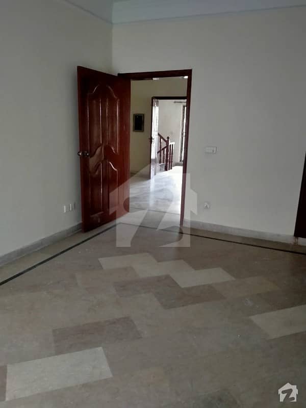 12 Marla Upper Portion Available For Rent In Saroba Garden Housing Society, Lahore