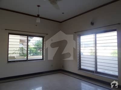 500 Square Yards House For Sale In G-6