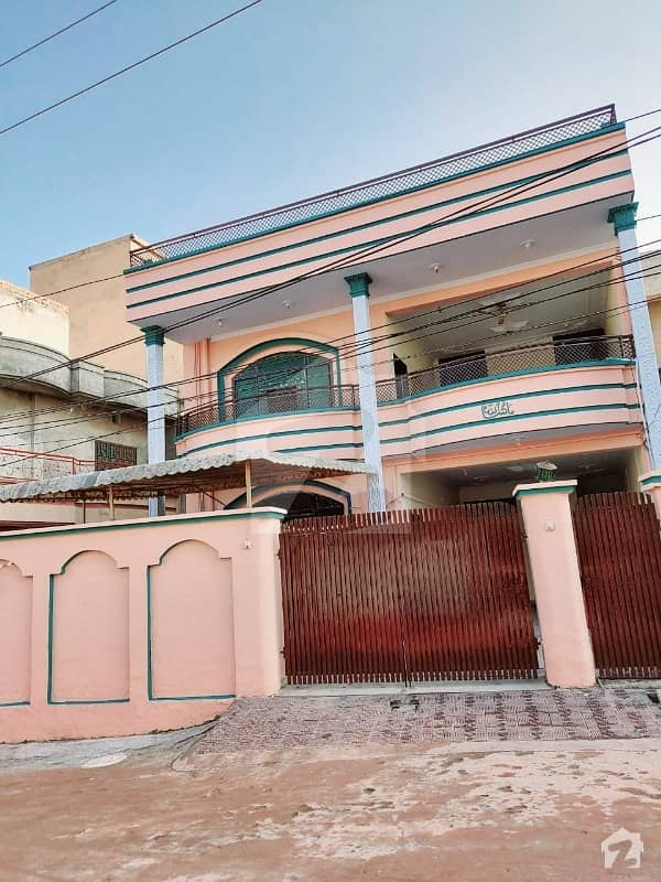 میسرائل روڈ راولپنڈی میں 12 کمروں کا 12 مرلہ مکان 2.3 کروڑ میں برائے فروخت۔