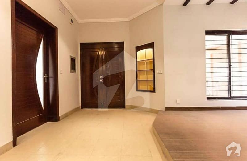 نواب ٹاؤن لاہور میں 3 کمروں کا 5 مرلہ مکان 35 ہزار میں کرایہ پر دستیاب ہے۔