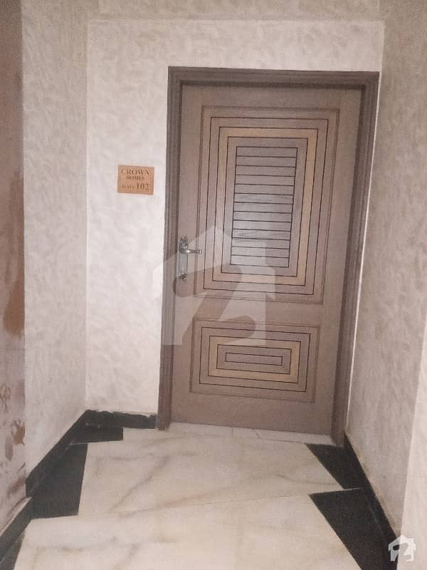 مسلم آباد سوسائٹی کراچی میں 2 کمروں کا 4 مرلہ زیریں پورشن 45 ہزار میں کرایہ پر دستیاب ہے۔