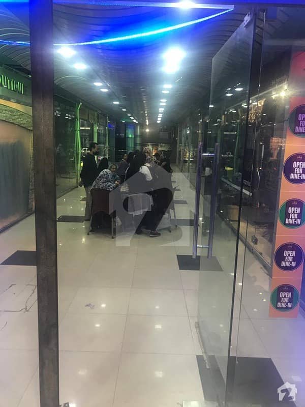 Shop For Grabs In 400  Square Feet Karachi